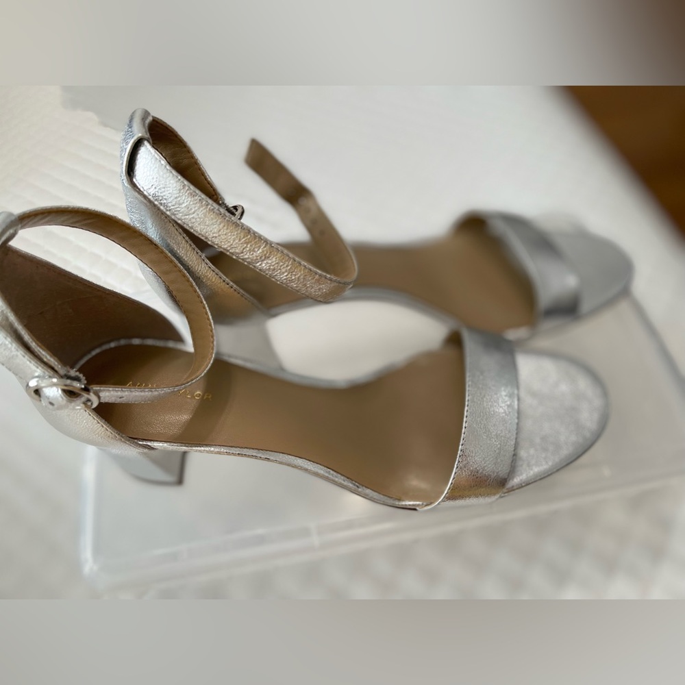 Ann Taylor Silver Heel